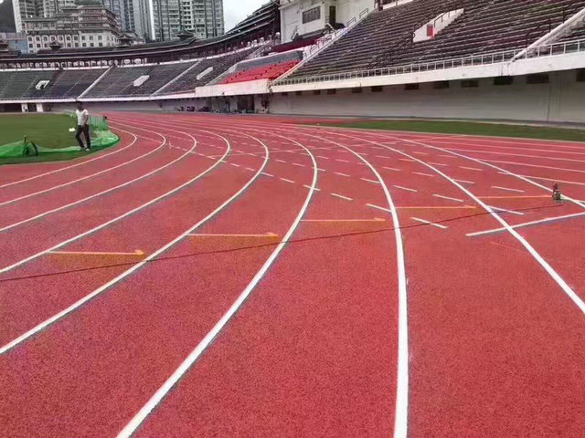 塑胶跑道施工